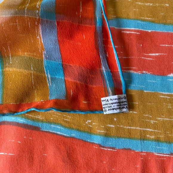 VERA Neumann NOS PRISTINE Silk Blend Bold Stripe Scarf w Hand Rolled Edges - Picture 5 of 9